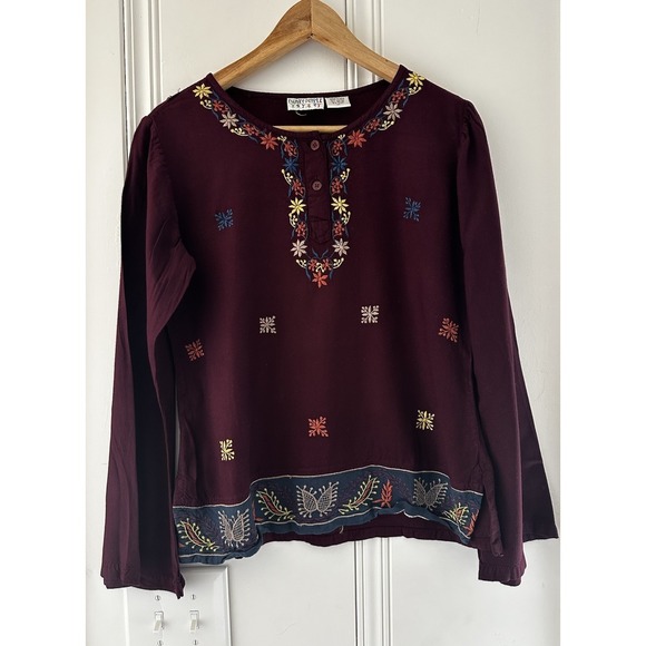 Burgundy Tops - Vintage Flaky People Embroidered Boho Peasant Top Burgundy Folk Festival Medium